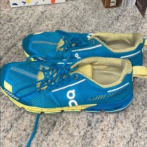 Oncloud running sneakers